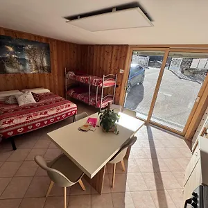Residenze Vezza - La Corteccia- Appartamento Vezza dʼOglio